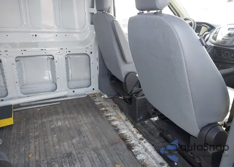 2019 Ford Transit-250 z USA, uszkodzony, nr VIN 1FTYR2ZM3KKA48660